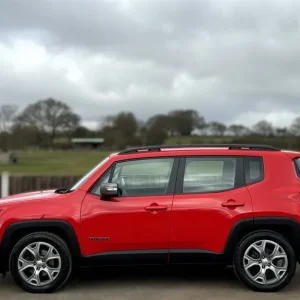 2019 Jeep Renegade 1.3 GSE T4 Limited Automatic SUV - Image 2