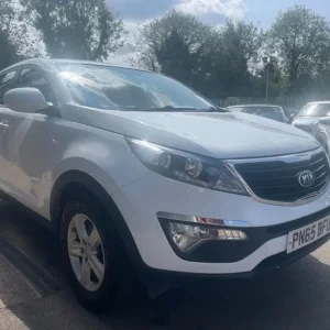 2015 Kia Sportage 1.7 CRDi EcoDynamics 1 SUV 5-door Diesel Manual - Image 5