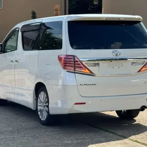 2013 Toyota Alphard 3.5L V6, 7-seater, Euro 6, Fresh Import - Image 4