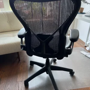 Herman Miller Aeron Office Chair - Image 2