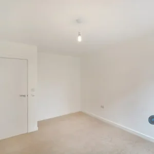 1 bedroom flat in Nyland Court, Warrington, England (1 bed) - Image 5