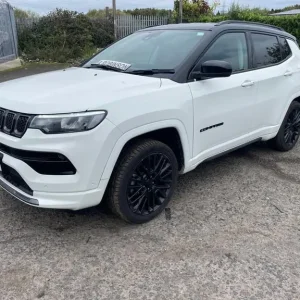 2023 Jeep Compass S PHEV Hybrid 4WD - Image 3