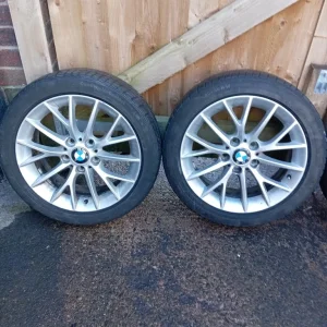Set of 4 BMW 17-inch alloy wheels and tyres - Image 3
