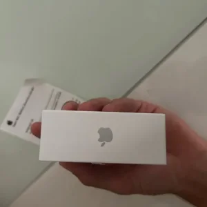 Apple AirPods Gen 4 with ANC - Image 5