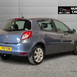 2010 Renault Clio 1.2 TCe Privilege TomTom Hatchback 5dr Petrol Manual Euro 5 - Image 3