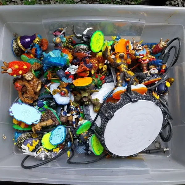 Couple Boxes Skylanders