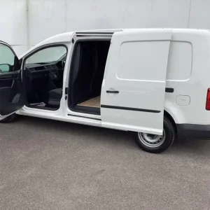 2019 Volkswagen Caddy Maxi 2.0 TDI C20 Startline LWB Euro 6 (s/s) 6dr Panel Van Diesel Manual - Image 5