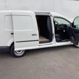 2019 Volkswagen Caddy Maxi 2.0 TDI C20 Startline LWB Euro 6 (s/s) 6dr Panel Van Diesel Manual - Image 8