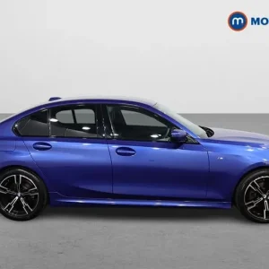 2024 BMW 3 Series 320i M Sport 4-door Automatic - Image 8