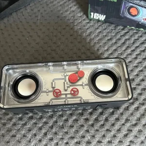 Wireless speaker