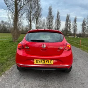 Vauxhall Astra 1.7 CDTI 5-door hatchback 2013 - Image 7