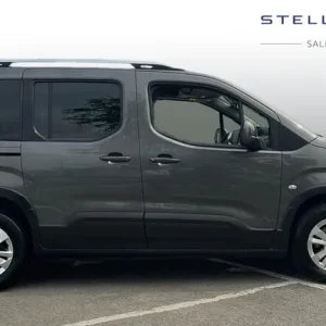 2021 Peugeot Rifter 1.5 BlueHDi Allure Standard MPV Diesel Manual - Image 2
