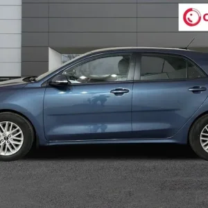 2017 Kia Rio 1.25 2-door Hatchback Manual Petrol - Image 3