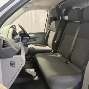 2021 VW Transporter 2.0 TDI Panel Van 5-door Diesel Manual - Image 7