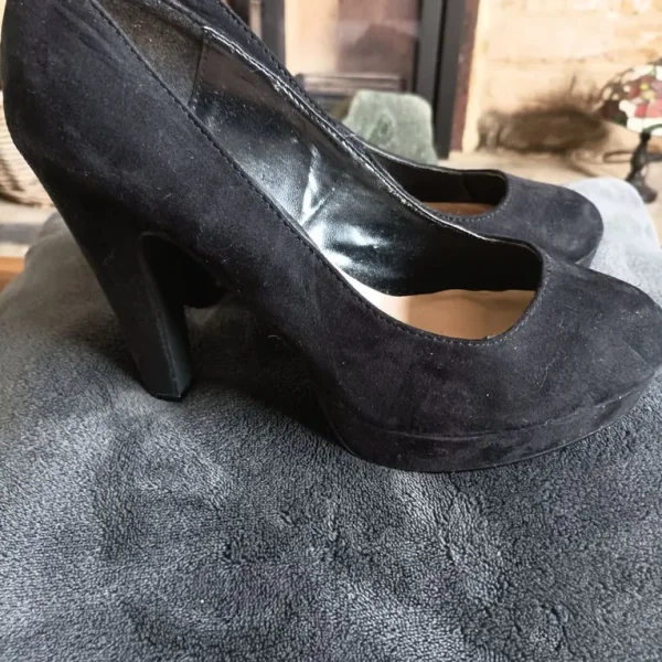 Black suede heels