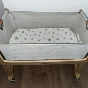 Snuz Pod Studio Bedside Crib - Natural Wood - Image 4