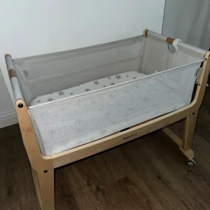 Snuz Pod Studio Bedside Crib - Natural Wood