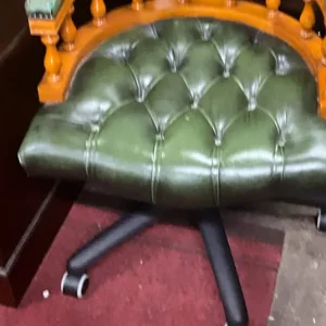 GREEN LEATHER CAPTAINS CHAIR - Image 6
