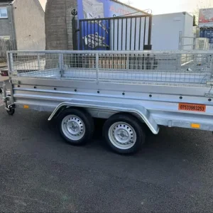 10ft x 5ft Twin Axle Trailer with 40cm Mesh, 130 Towing Capacity - Image 2