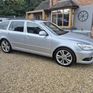 2011 Skoda Octavia 2.0T FSI VRS 5-door Estate - Image 5