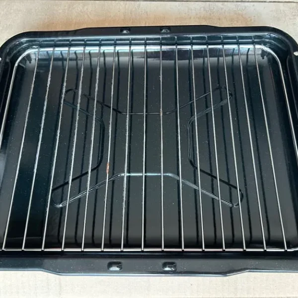World Electric Grill Pan and Trivet