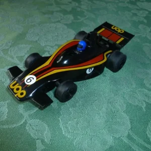 Vintage Scalextric C105 UOP Shadow F1 car, boxed - Image 4