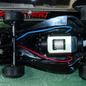 Vintage Scalextric C105 UOP Shadow F1 car, boxed - Image 8