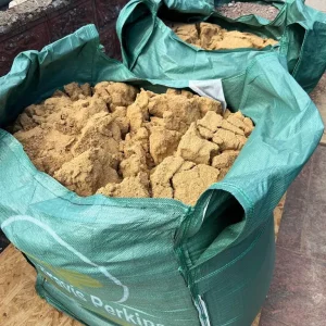 2 fresh tonne bags of building sand