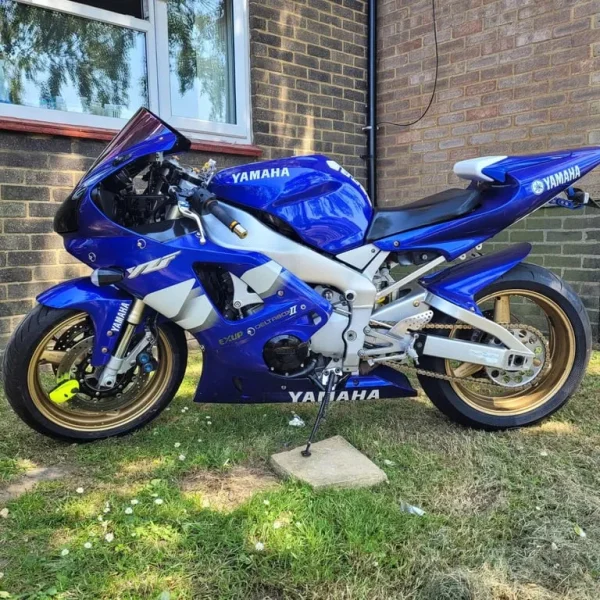 Yamaha R1 2000 998cc