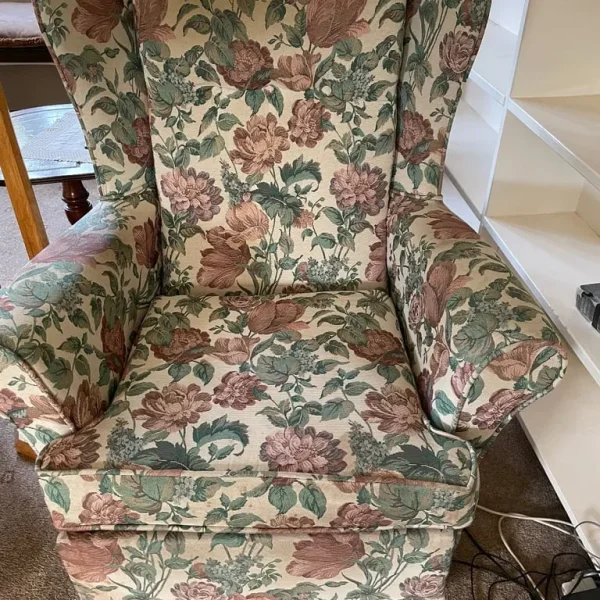 Comfortable upright armchair