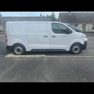 Citroen Dispatch Panel Van 2022 Manual 1499cc - Image 4