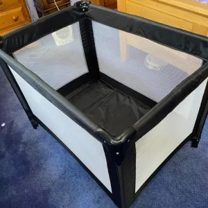 Travel Cot - Image 6