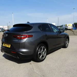 2022 Alfa Romeo Stelvio 2.0 Turbo AWD Estate - Image 3