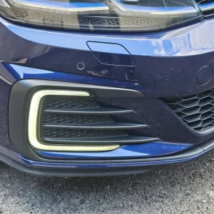 2017 Volkswagen Golf GTE 1.4 Hybrid 5-door hatchback - Image 2