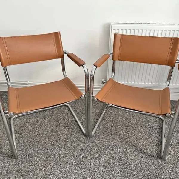 Retro 2x Leather dining chairs cantilever