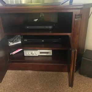 Corner mahogany t.v. unit - Image 4