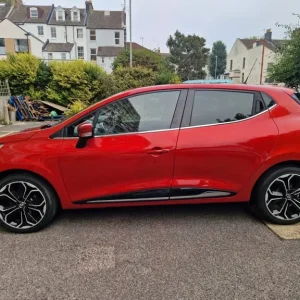 2018 Renault Clio 5-door hatchback manual - Image 4