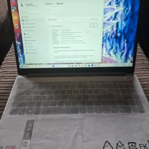 Laptop - Image 5