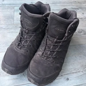 Men’s walking boots - High tech size 10 - Image 2