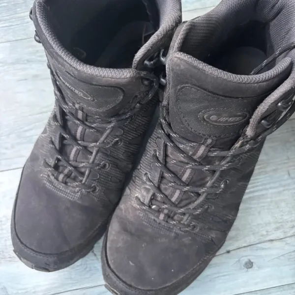 Men’s walking boots - High tech size 10