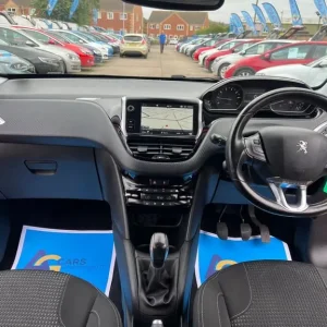 2019 Peugeot 208 1.2 PureTech Tech Edition Euro 6 (s/s) 5dr Hatchback - Image 2