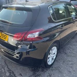 2016 Peugeot 308 1.6L HDi 5-door Hatchback - Image 4