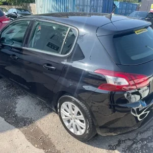 2016 Peugeot 308 1.6L HDi 5-door Hatchback - Image 5