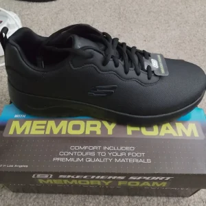 Skechers trainers unisex size 10 - Image 2