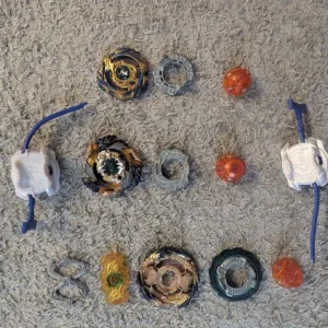 3 beyblades - Image 2