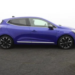 2024 Renault Clio 5-door Hybrid Hatchback - Image 2