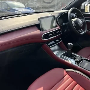 2024 MG HS 1.5 T-GDI Trophy Euro 6 5-door Estate - Image 6