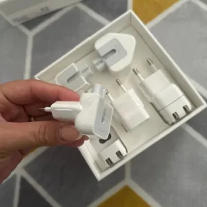 Apple World Travel Adapter Kit - Image 4