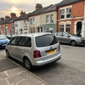 Volkswagen Touran 2007 Manual 5-door MPV - Image 6