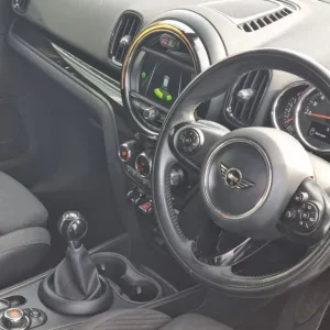 2018 Mini Countryman 1.5 Cooper All4 Manual SUV - Image 4